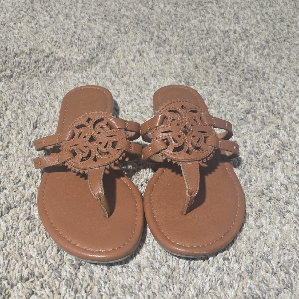 Circus by Sam Edelman Brown Leather Cutout Thong Sandals